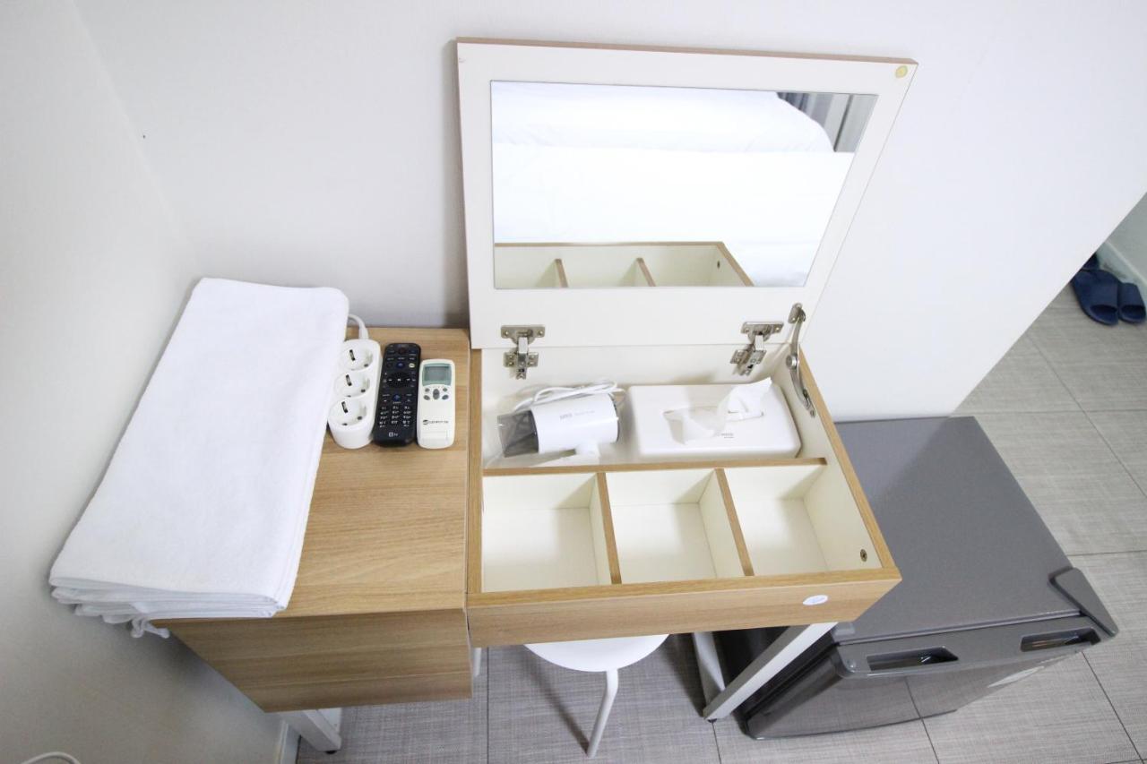 Hotel Golden Park Myeongdong Сеул Экстерьер фото