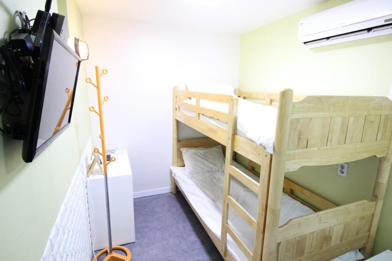 Hotel Golden Park Myeongdong Сеул Экстерьер фото