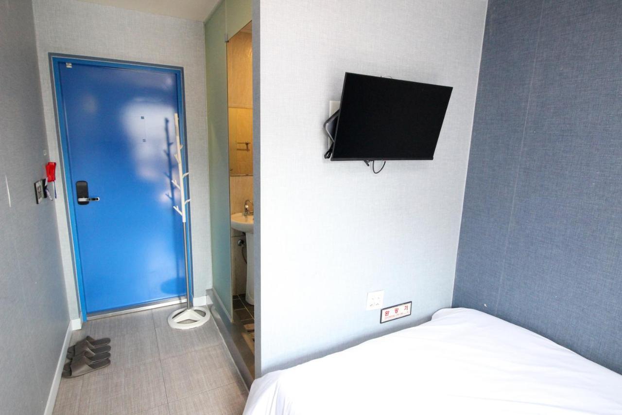 Hotel Golden Park Myeongdong Сеул Экстерьер фото