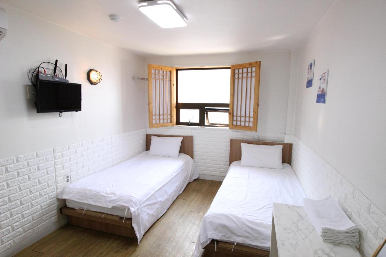 Hotel Golden Park Myeongdong Сеул Экстерьер фото
