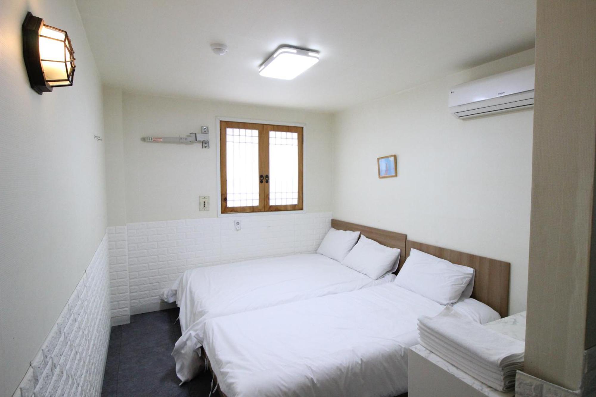Hotel Golden Park Myeongdong Сеул Экстерьер фото