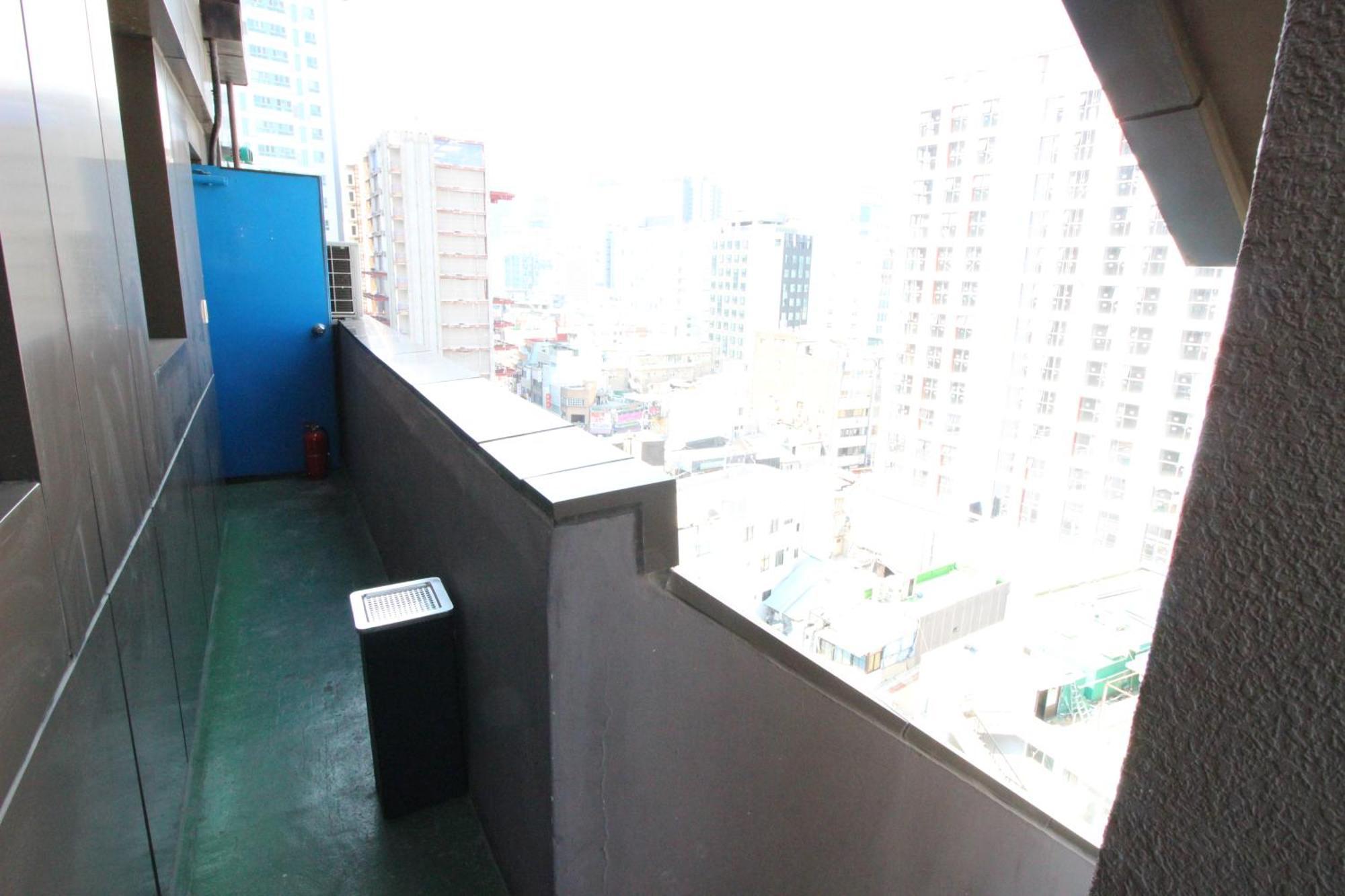 Hotel Golden Park Myeongdong Сеул Экстерьер фото