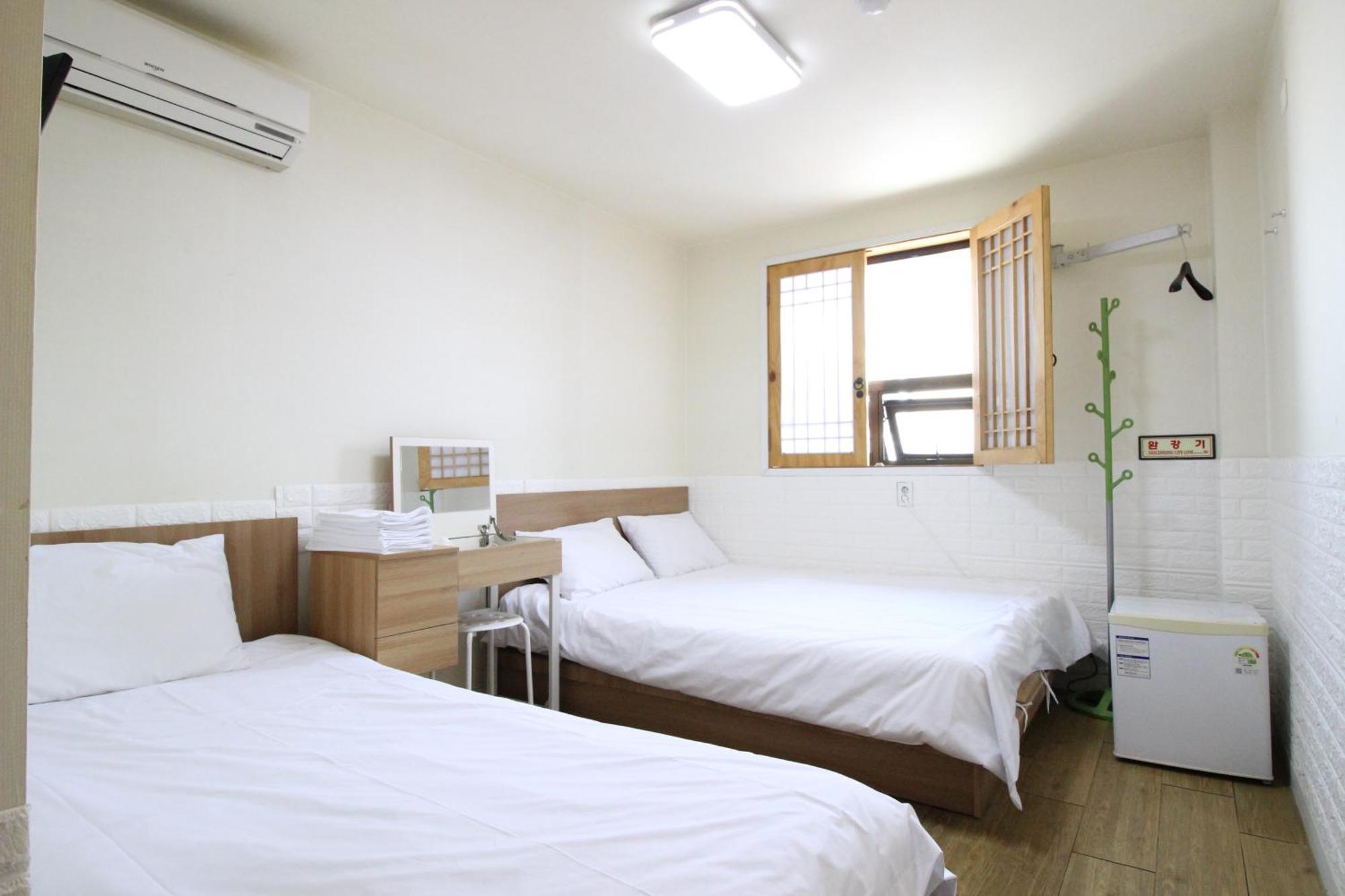 Hotel Golden Park Myeongdong Сеул Экстерьер фото
